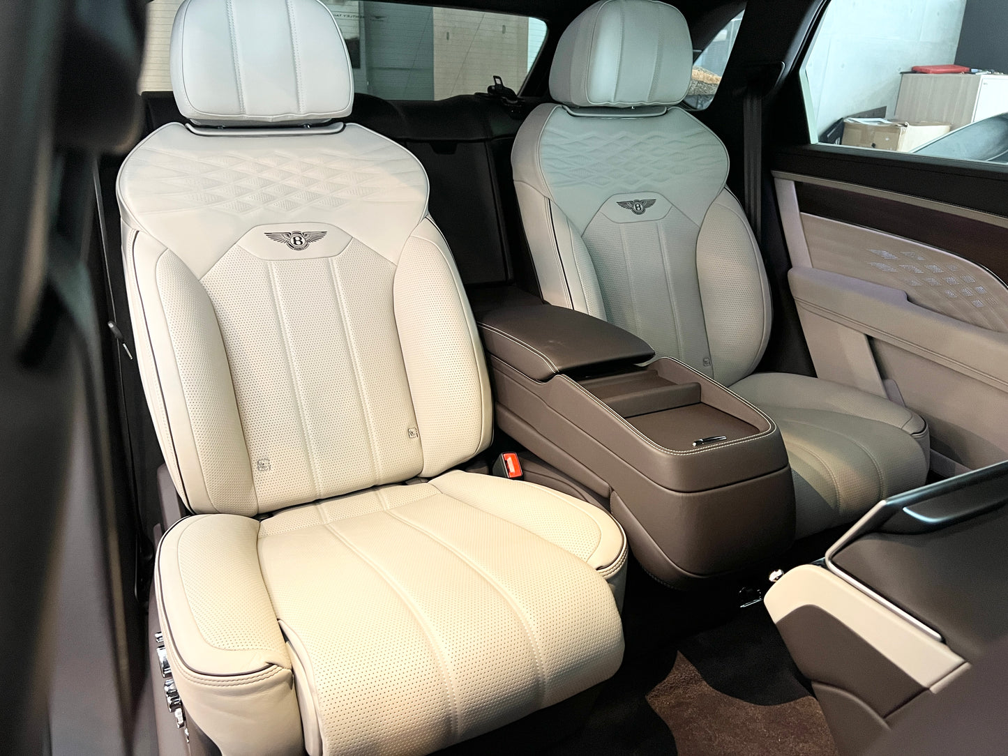 2023 Bentley Bentayga EWB Azure 總代理 一手車|台北超跑專賣|TopAuto 豐群汽車