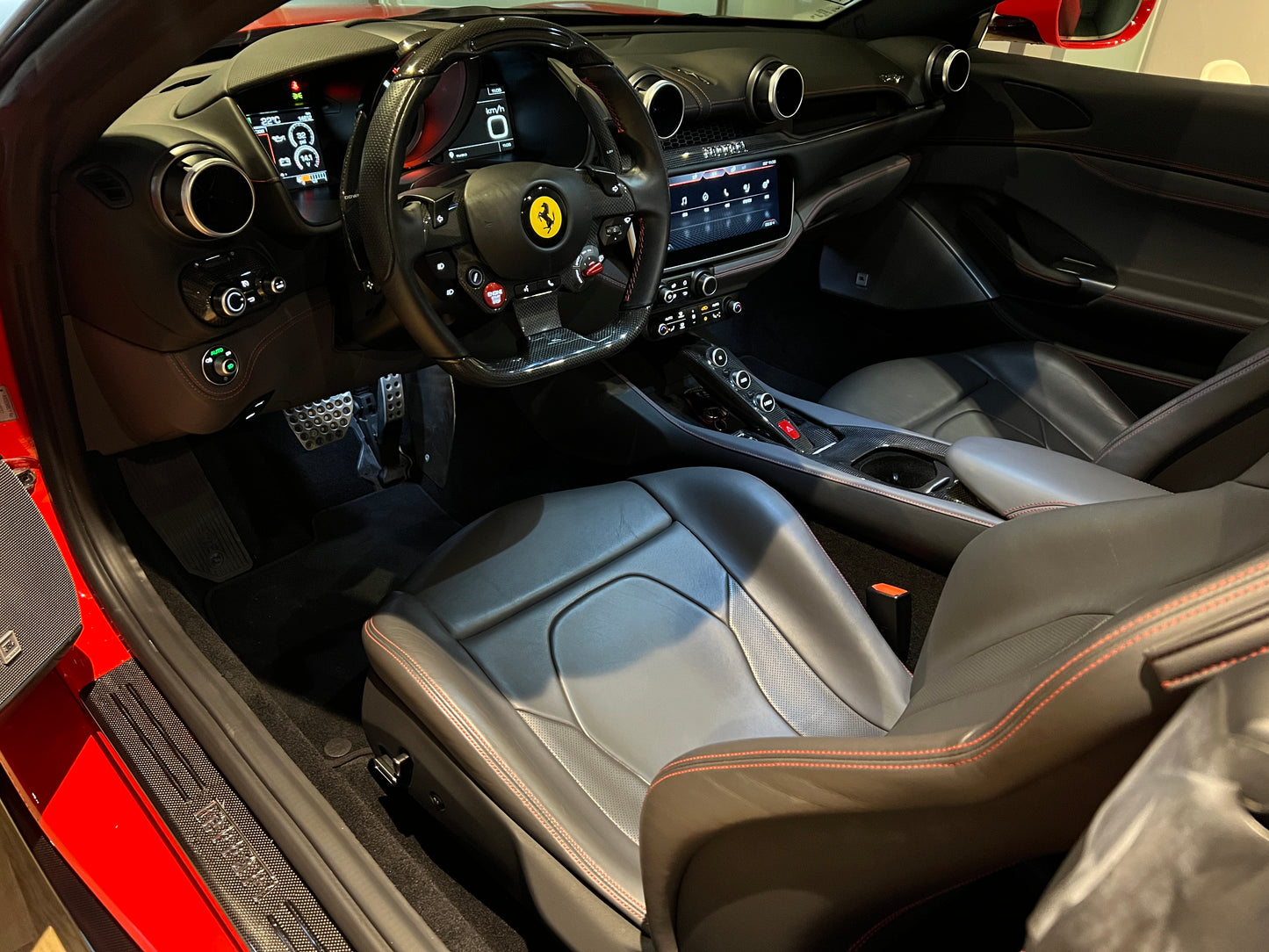 已售出-2019 Ferrari Portofino 總代理