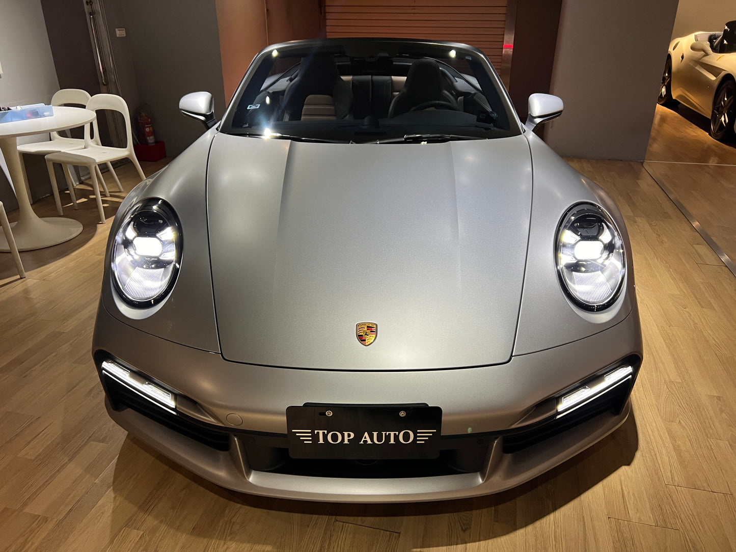 已售出2021 Porsche 992 Turbo S Cabriolet