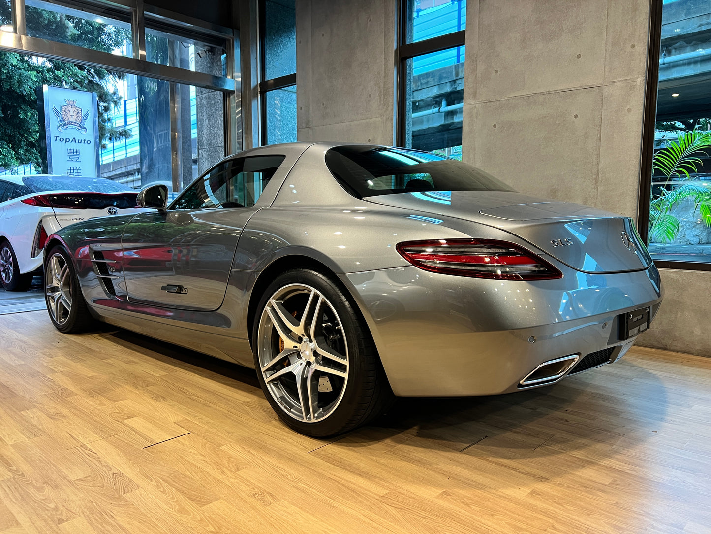 2011 Mercedes-Benz SLS AMG 總代理|台北超跑專賣|TopAuto 豐群汽車