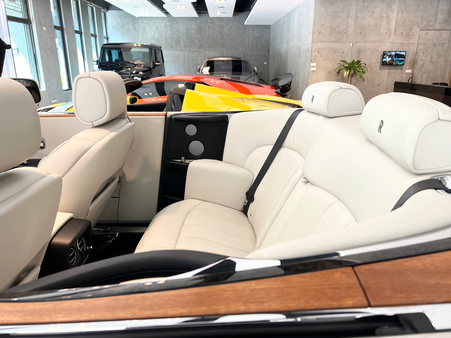 已售出-2013 Rolls-Royce Phantom Drophead Coupe
