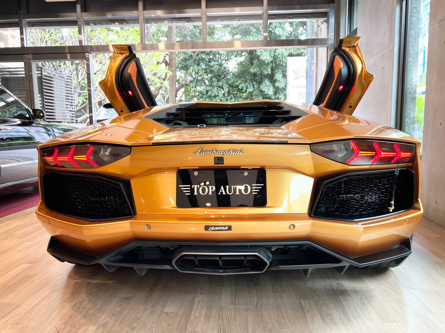 MY2017 Lamborghini Aventador LP700-4 總代理一手車