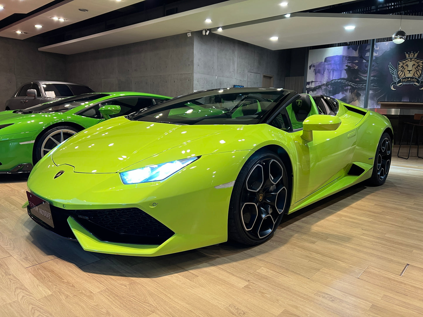 已售出-2018 Lamborghini Huracan Spyder一手車 總代理