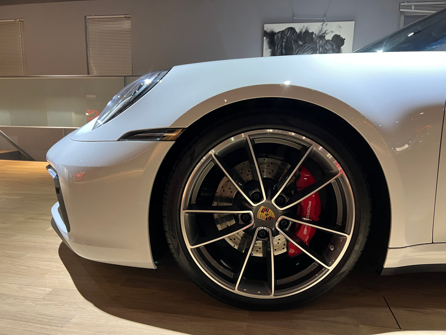已售出-2021 Porsche 992 Carrera 4S
