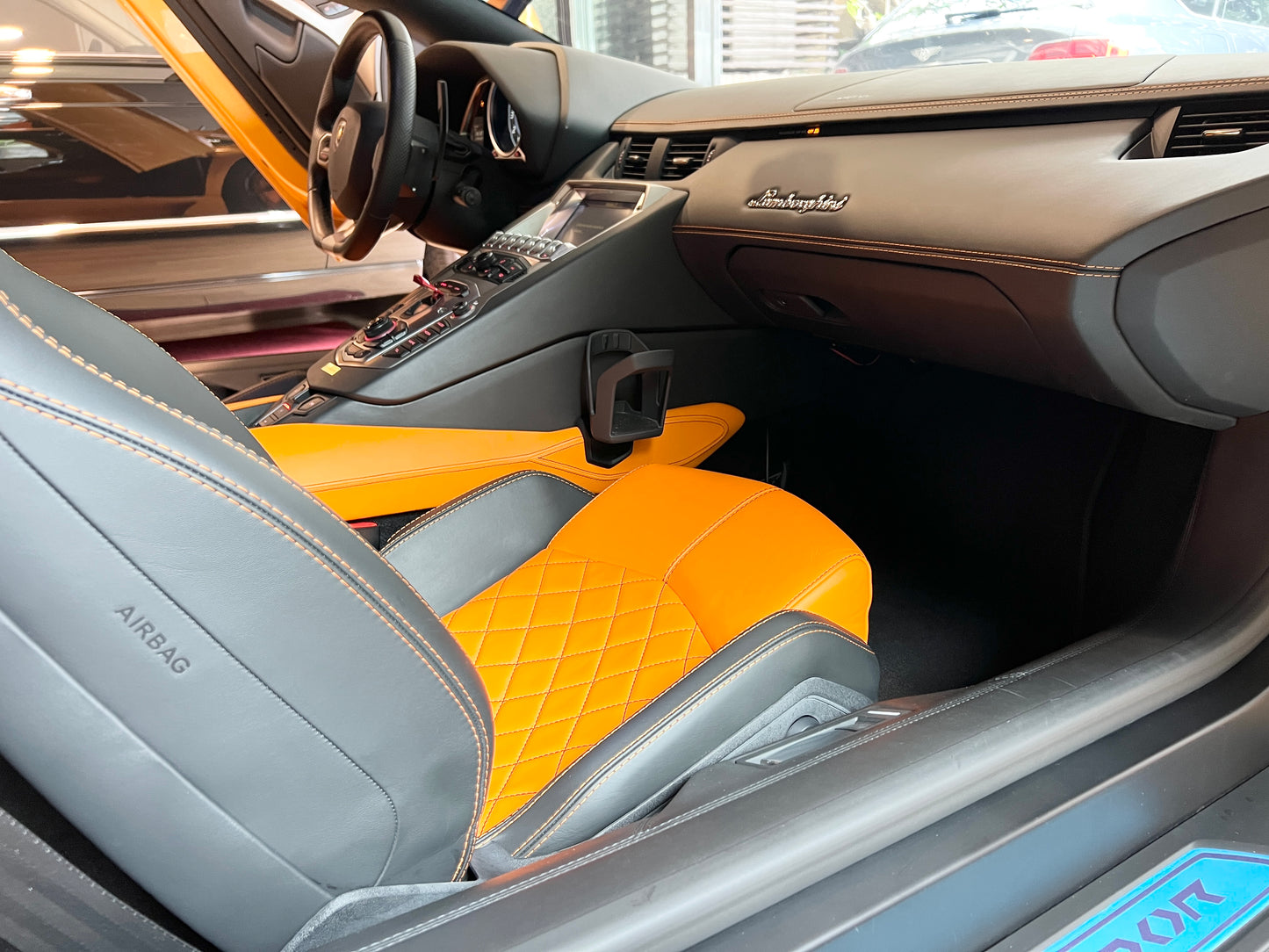 MY2017 Lamborghini Aventador LP700-4 總代理一手車