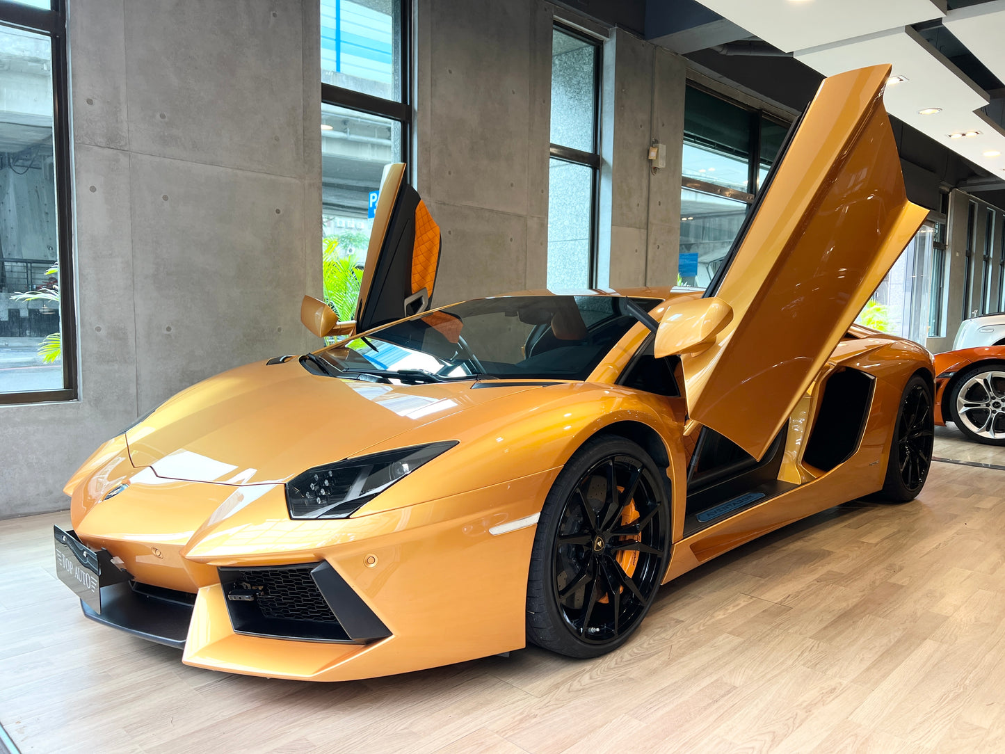 MY2017 Lamborghini Aventador LP700-4 總代理一手車