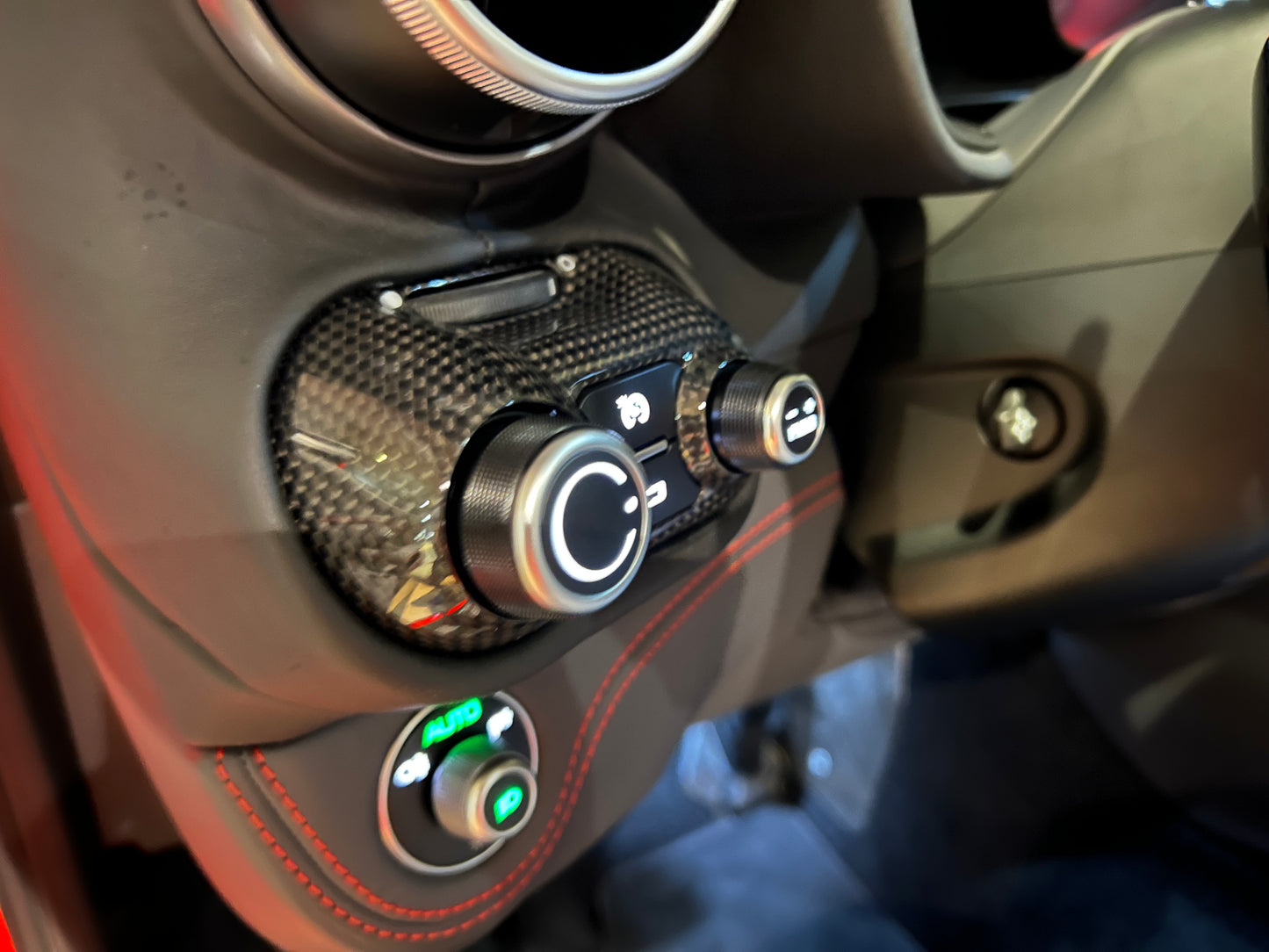 已售出-2019 Ferrari Portofino 總代理