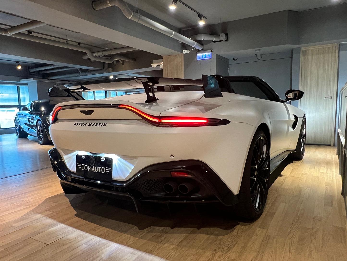 已售出-2022 Aston Martin Vantage Roadster F1 Edition 敞篷