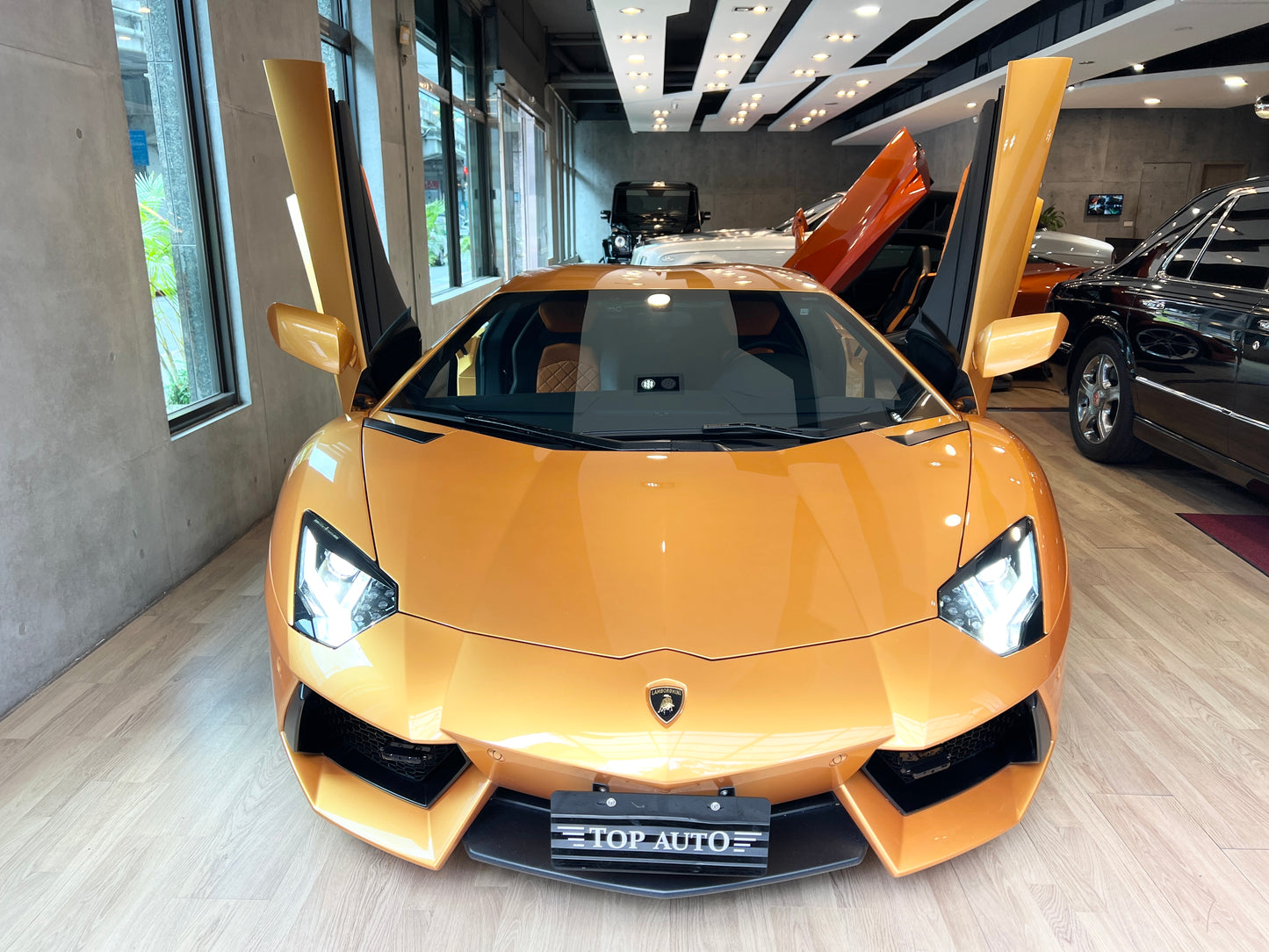 MY2017 Lamborghini Aventador LP700-4 總代理一手車