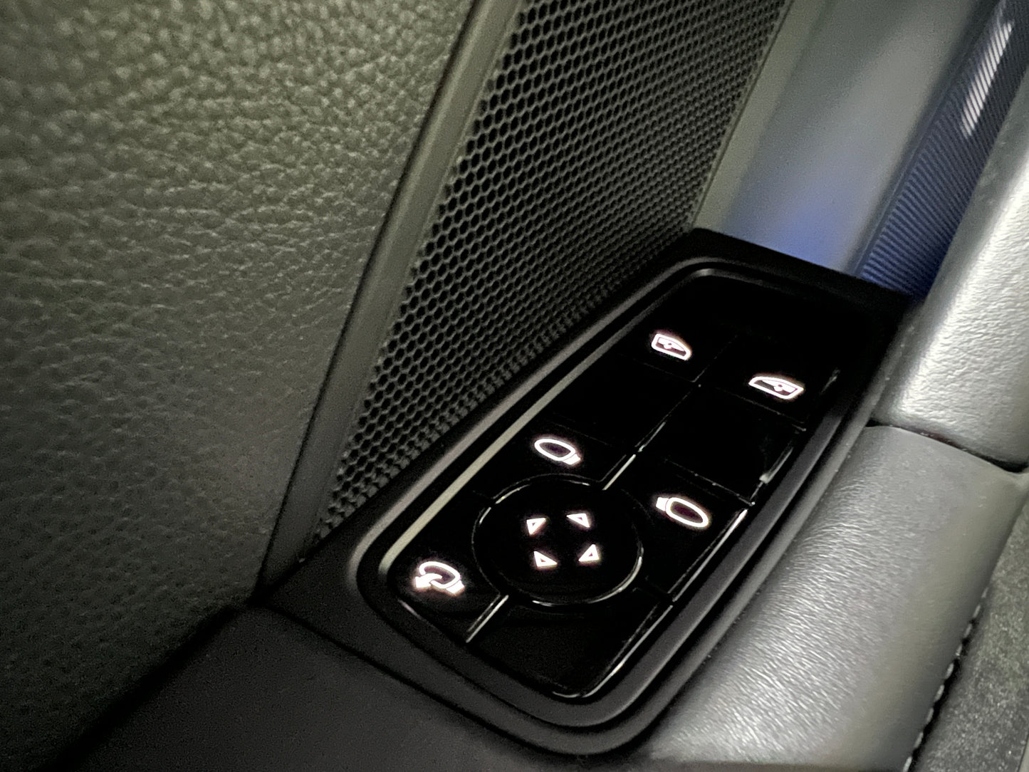 已售出-2021 Porsche 992 Carrera 4S