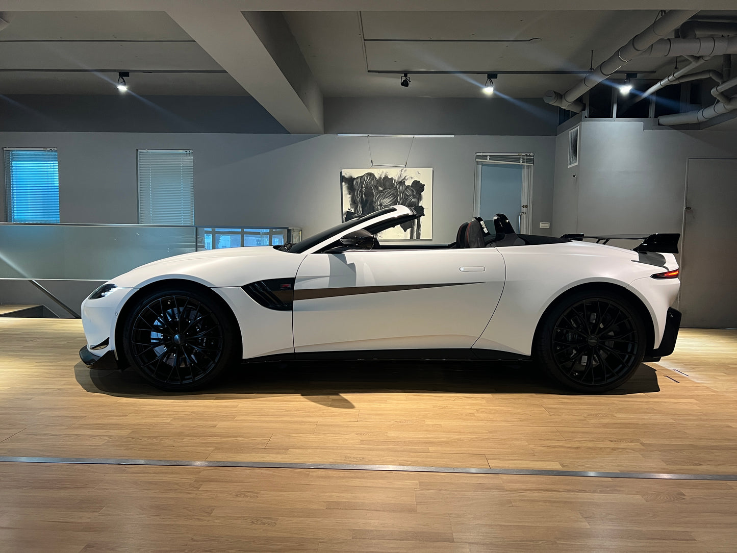 已售出-2022 Aston Martin Vantage Roadster F1 Edition 敞篷