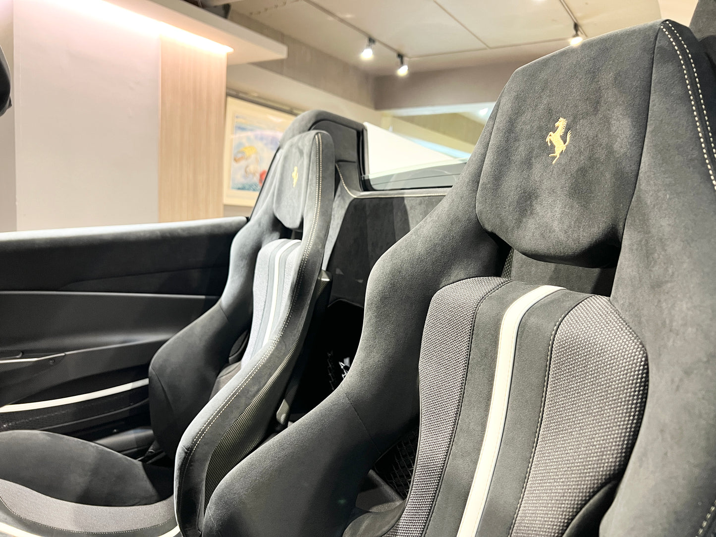 已售出-2020 Ferrari 488 Pista Spider Tailor Made 總代理