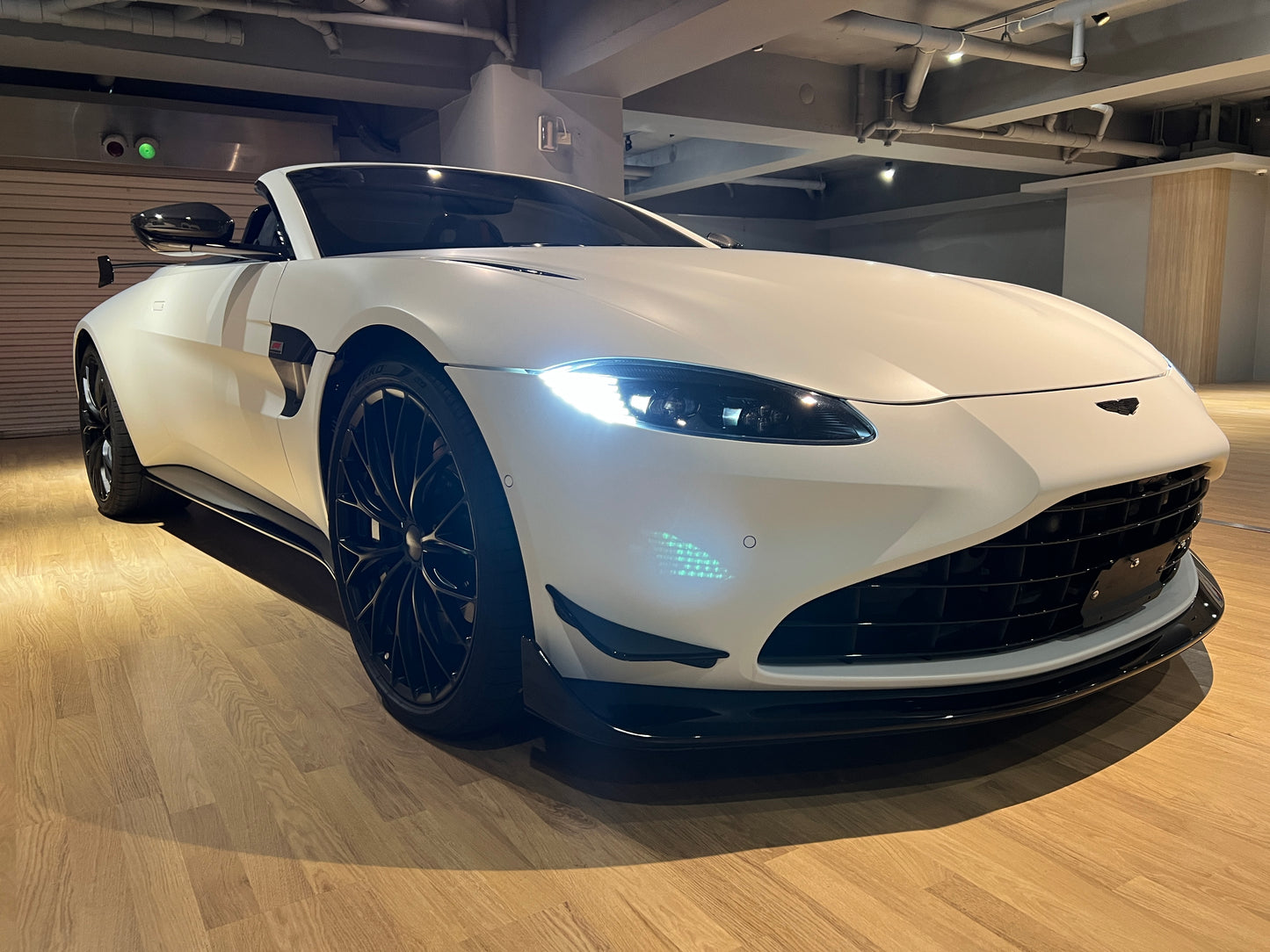 已售出-2022 Aston Martin Vantage Roadster F1 Edition 敞篷