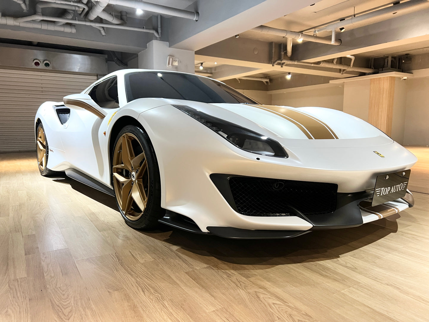 已售出-2020 Ferrari 488 Pista Spider Tailor Made 總代理