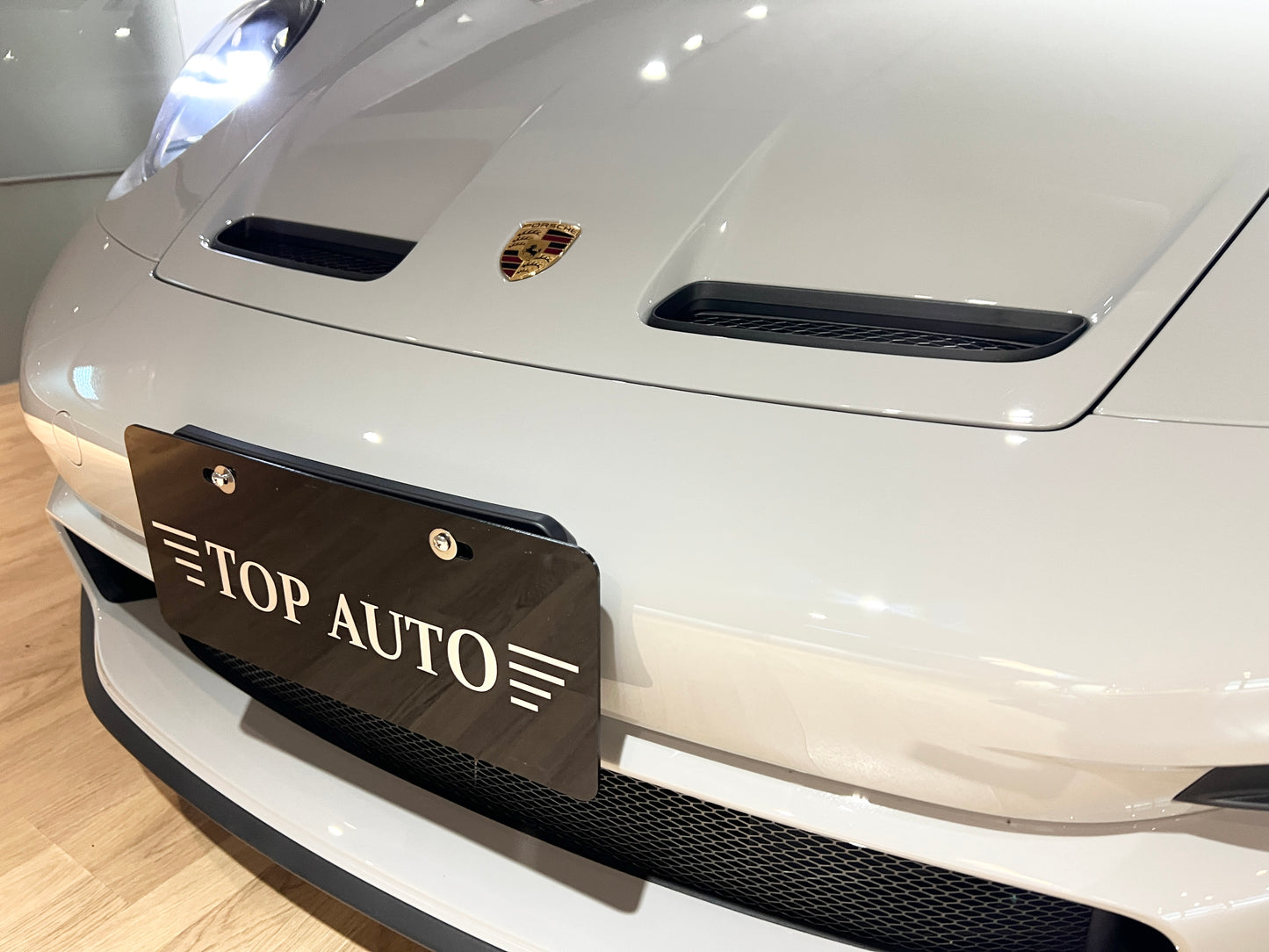 已售出-2024 Porsche 992 GT3 Touring 總代理