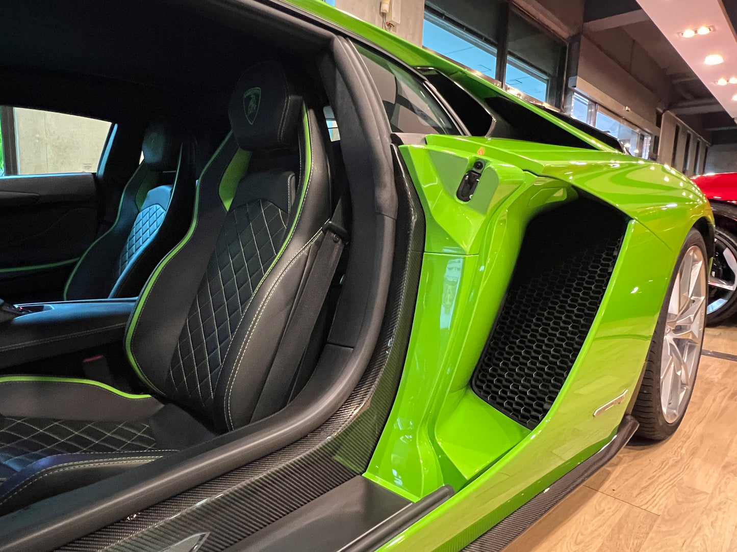 已售出-2018 Lamborghini Aventador S 總代理保固中一手車