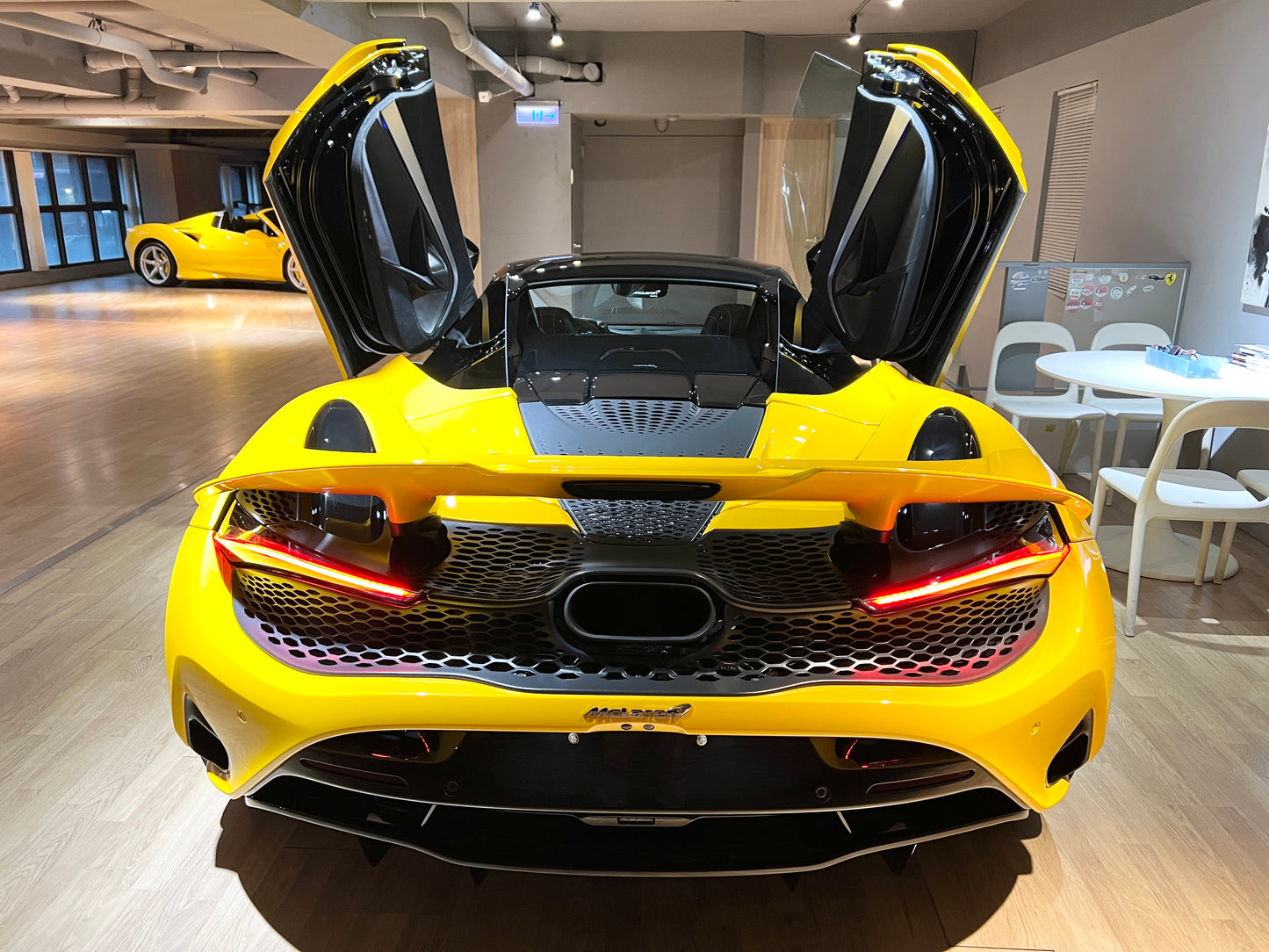 已售出-McLaren 750S Spider 總代理