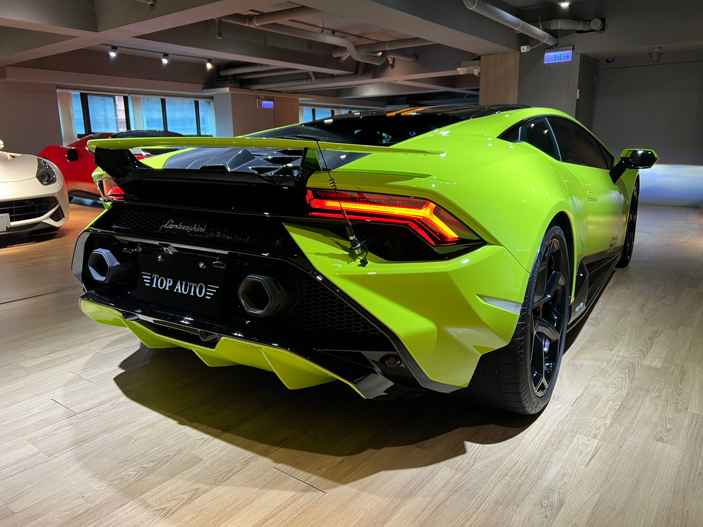 2023 Lamborghini Huracan Tecnica 總代理
