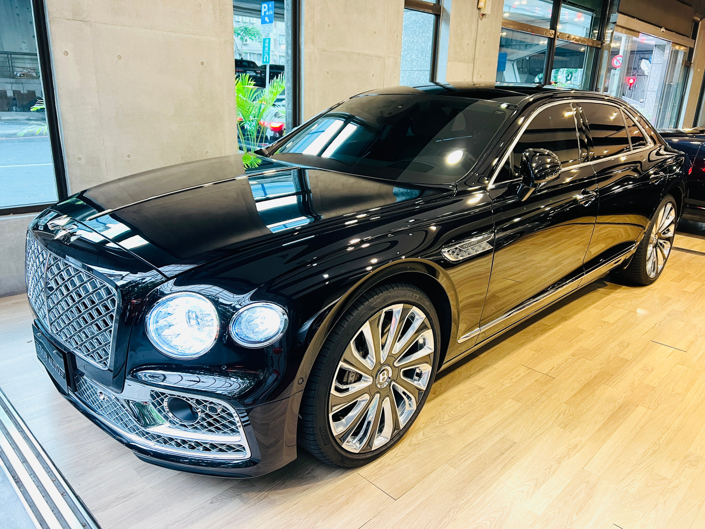 **2023 Bentley Flying Spur Mulliner W12 總代理|台北超跑專賣|TopAuto 豐群汽車