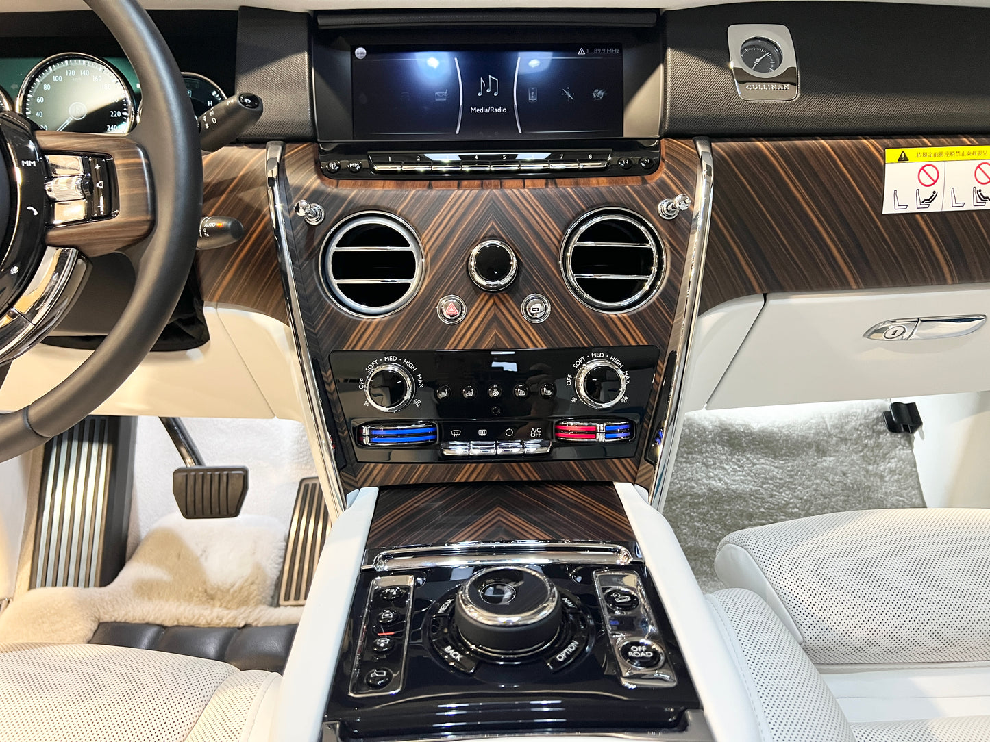 已售出-2019 Rolls Royce Cullinan