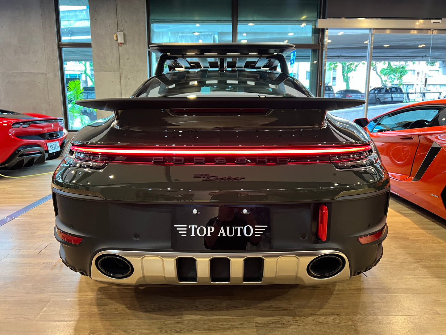 **2024 Porsche 911 Dakar總代理 全球限量 | 台北超跑專賣|TopAuto豐群汽車