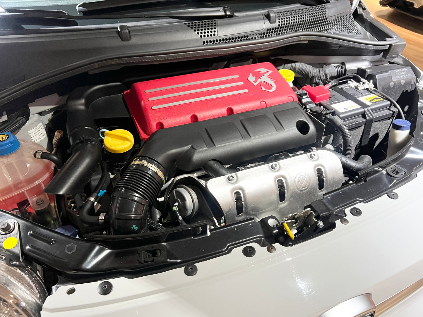 已售出-2022 Abarth 595 Competizione