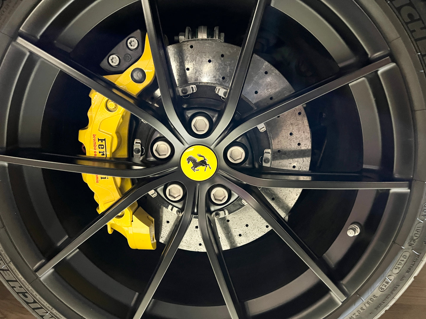 **2017 Ferrari 488 Spider 總代理