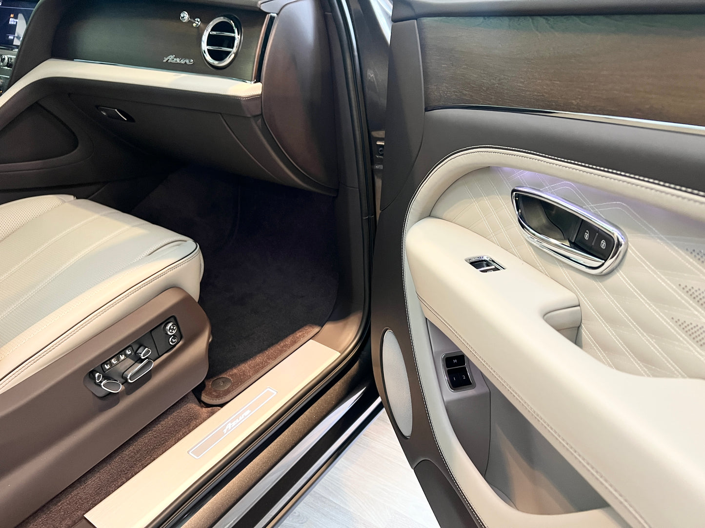 2023 Bentley Bentayga EWB Azure 總代理 一手車|台北超跑專賣|TopAuto 豐群汽車