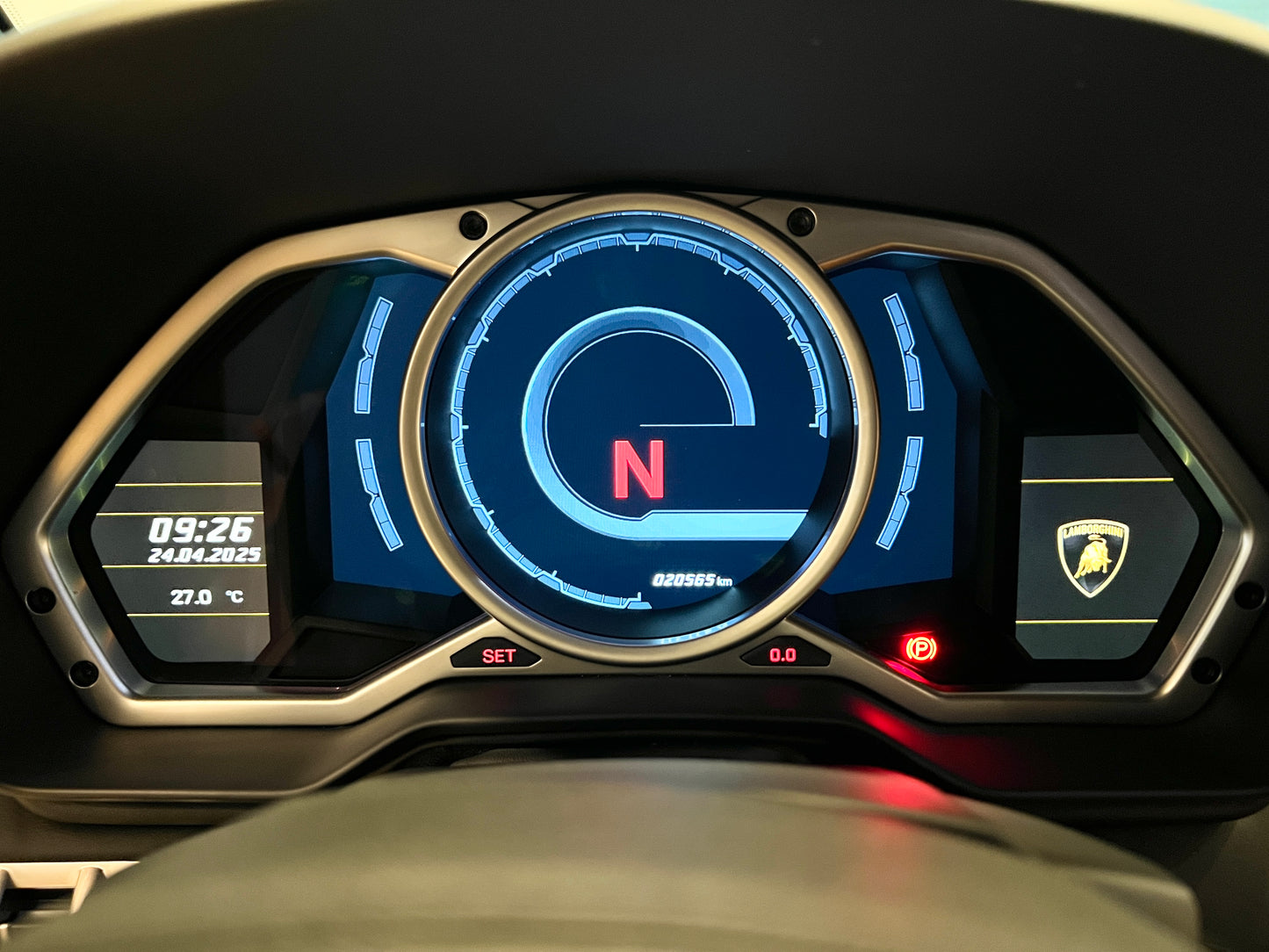 MY2017 Lamborghini Aventador LP700-4 總代理一手車