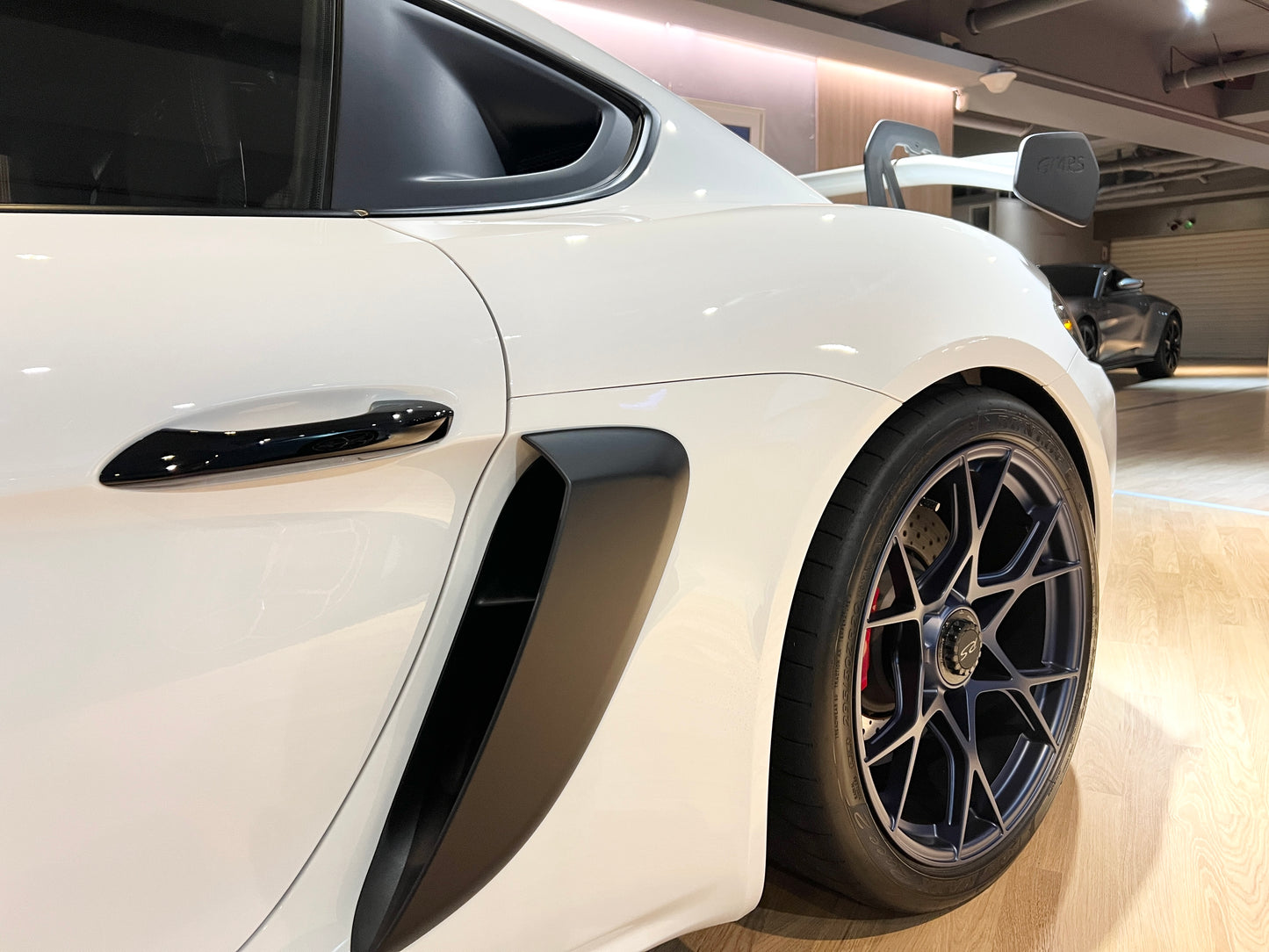2023 Porsche 718 Cayman GT4 RS 總代理
