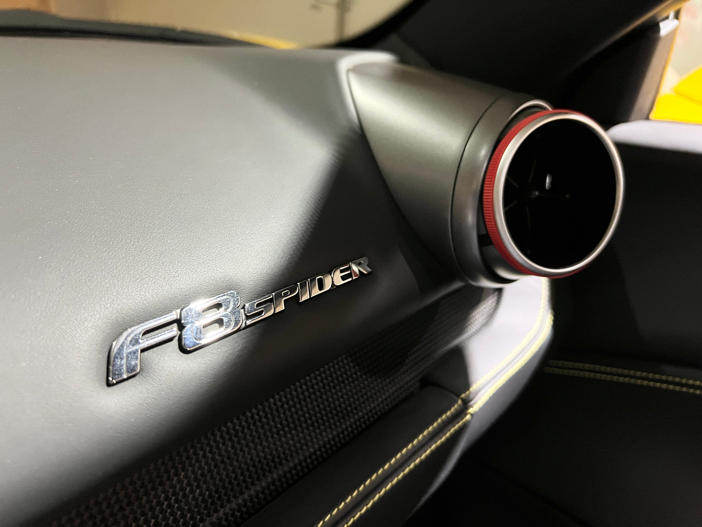 2021 Ferrari F8 Spider 總代理