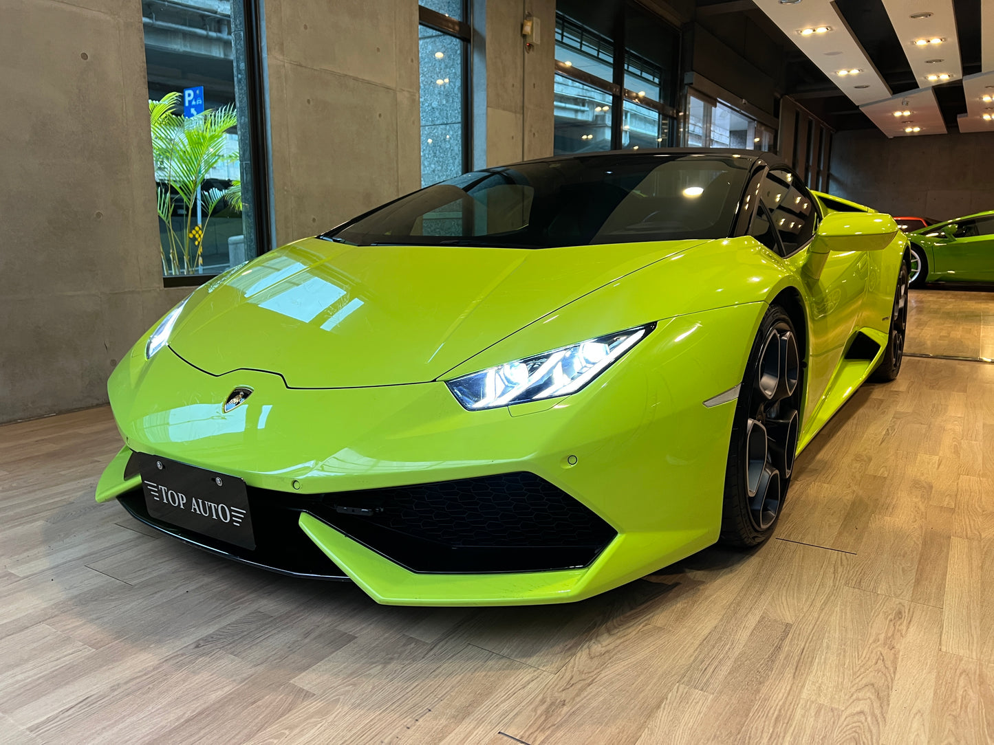 已售出-2018 Lamborghini Huracan Spyder一手車 總代理
