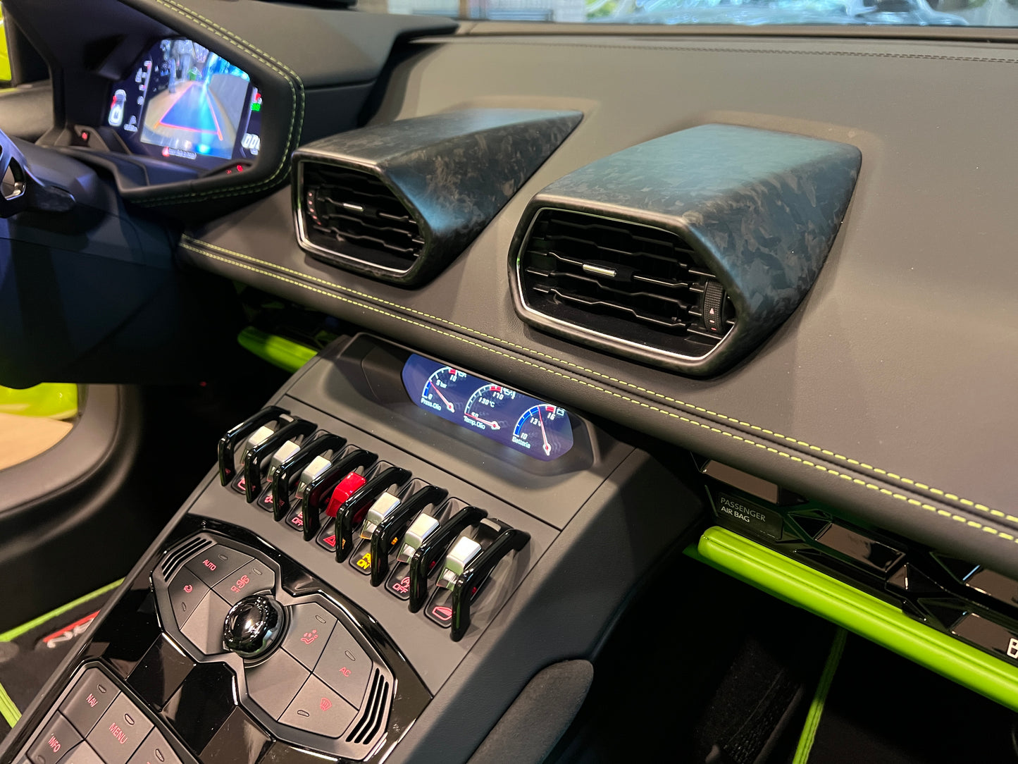 已售出-2018 Lamborghini Huracan Spyder一手車 總代理
