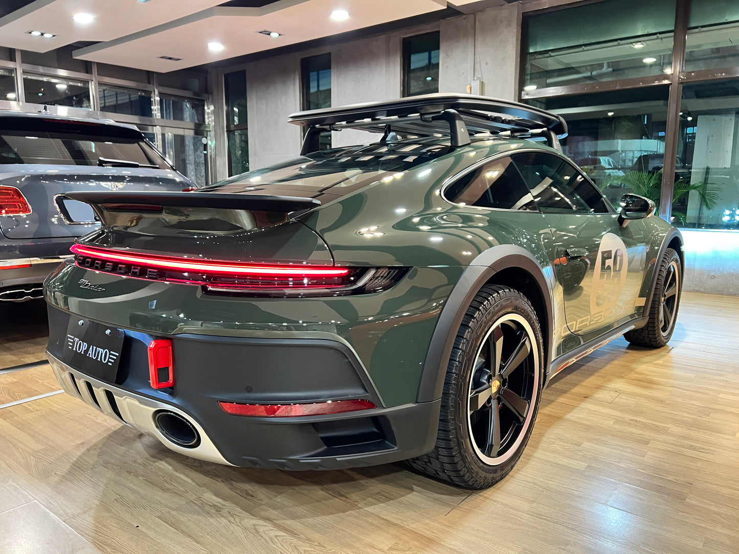 **2024 Porsche 911 Dakar總代理 全球限量 | 台北超跑專賣|TopAuto豐群汽車