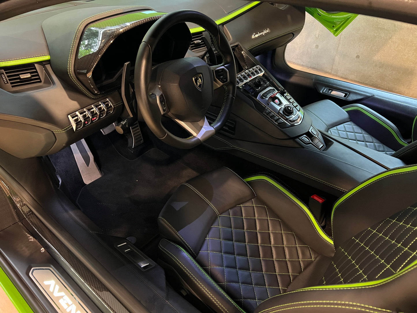 已售出-2018 Lamborghini Aventador S 總代理保固中一手車
