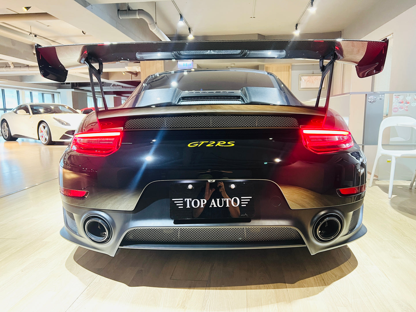 2019 Porsche 991 GT2 RS 總代理