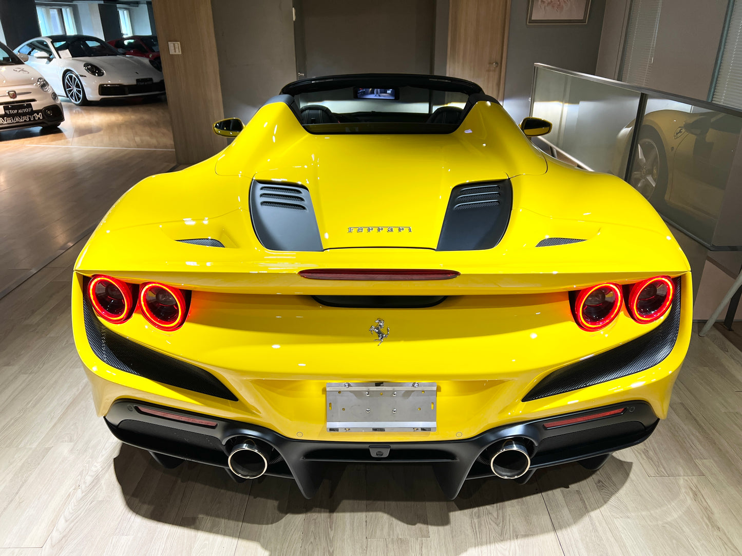 2021 Ferrari F8 Spider 總代理