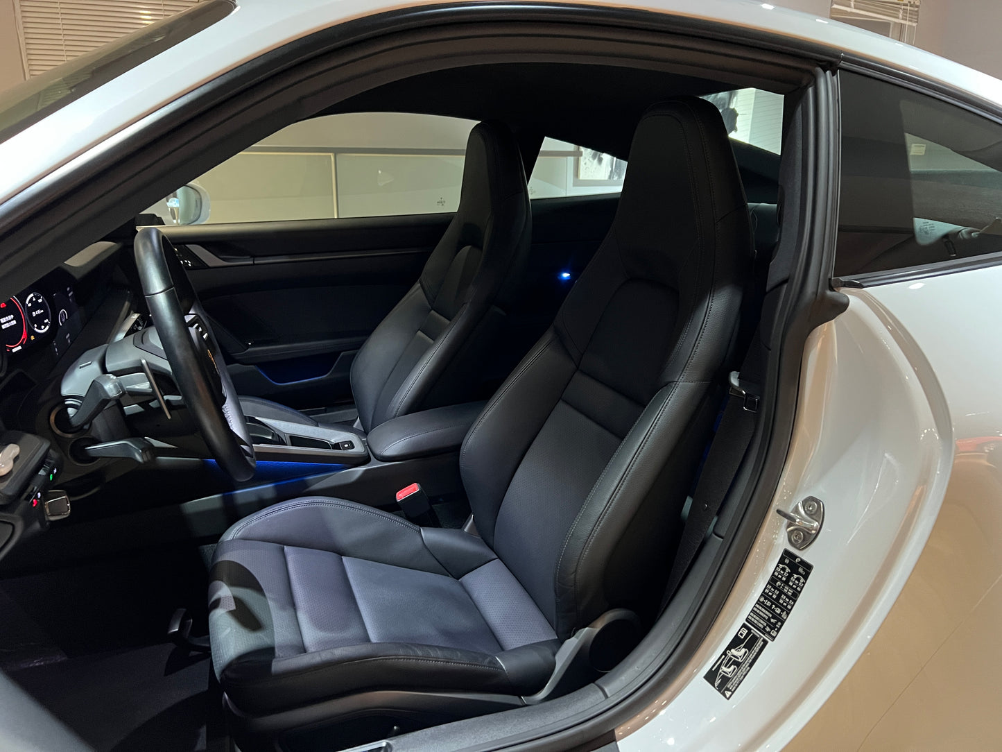 已售出-2021 Porsche 992 Carrera 4S