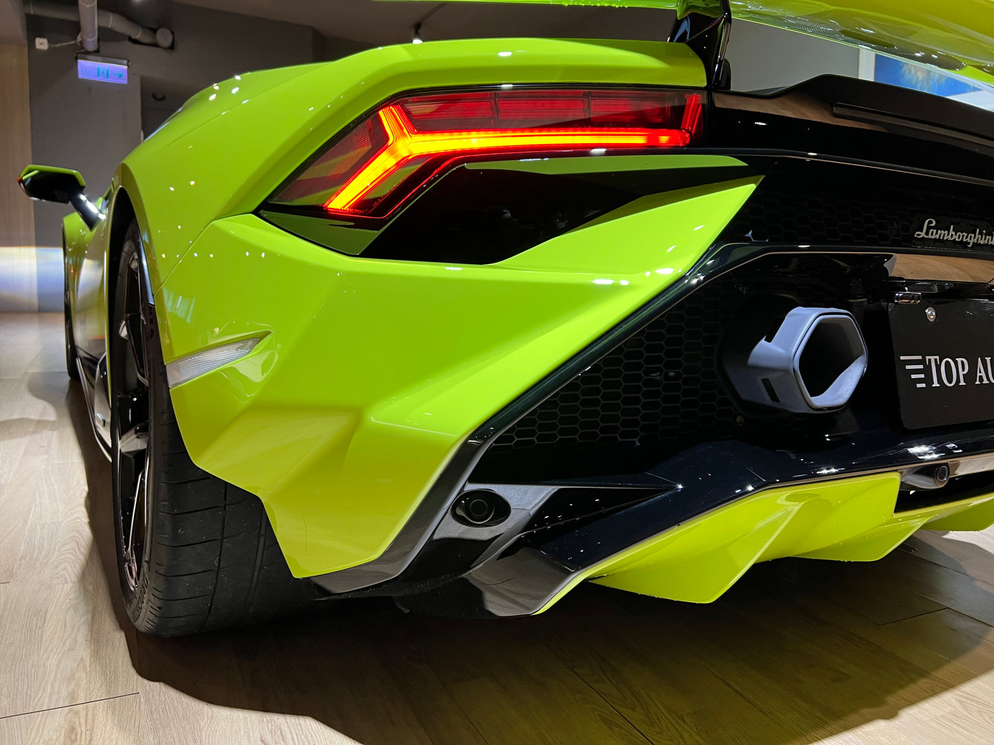 2023 Lamborghini Huracan Tecnica 總代理