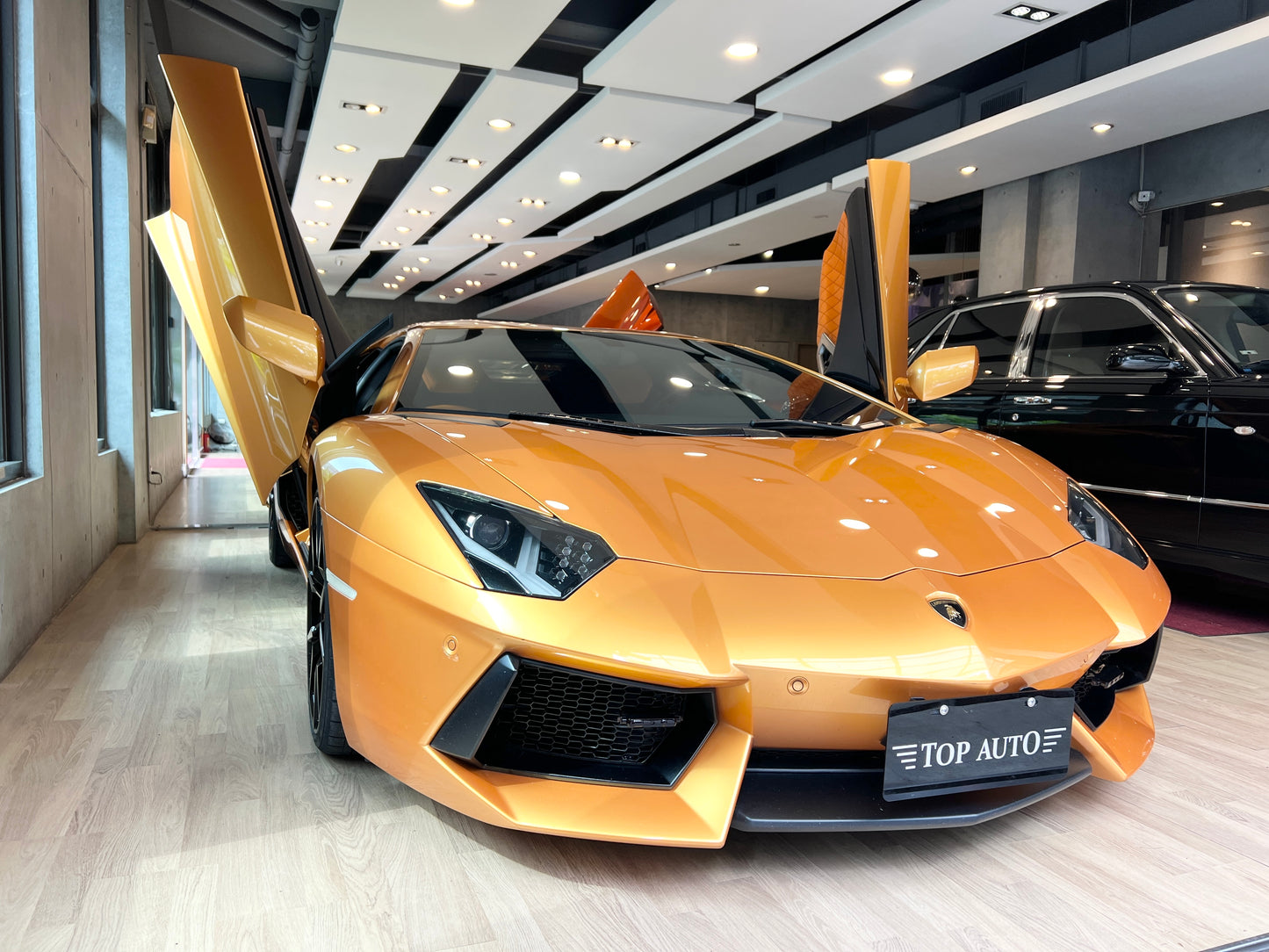 MY2017 Lamborghini Aventador LP700-4 總代理一手車