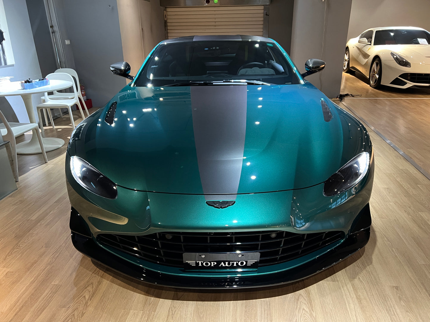 已售出-2022 Aston Martin Vantage F1 Edition 總代理