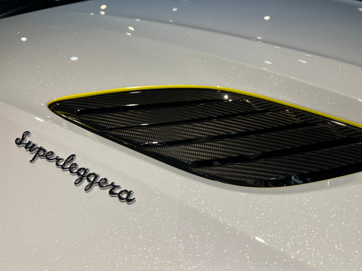 已售出-2019 AstonMartin DBS Superleggera 總代理