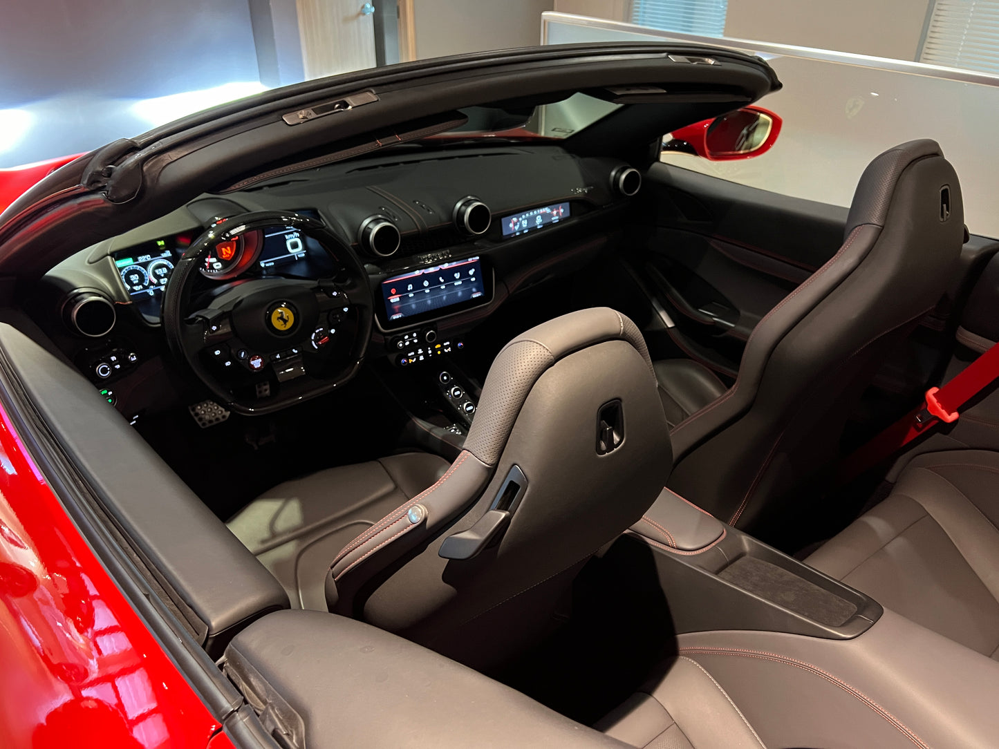 已售出-2019 Ferrari Portofino 總代理