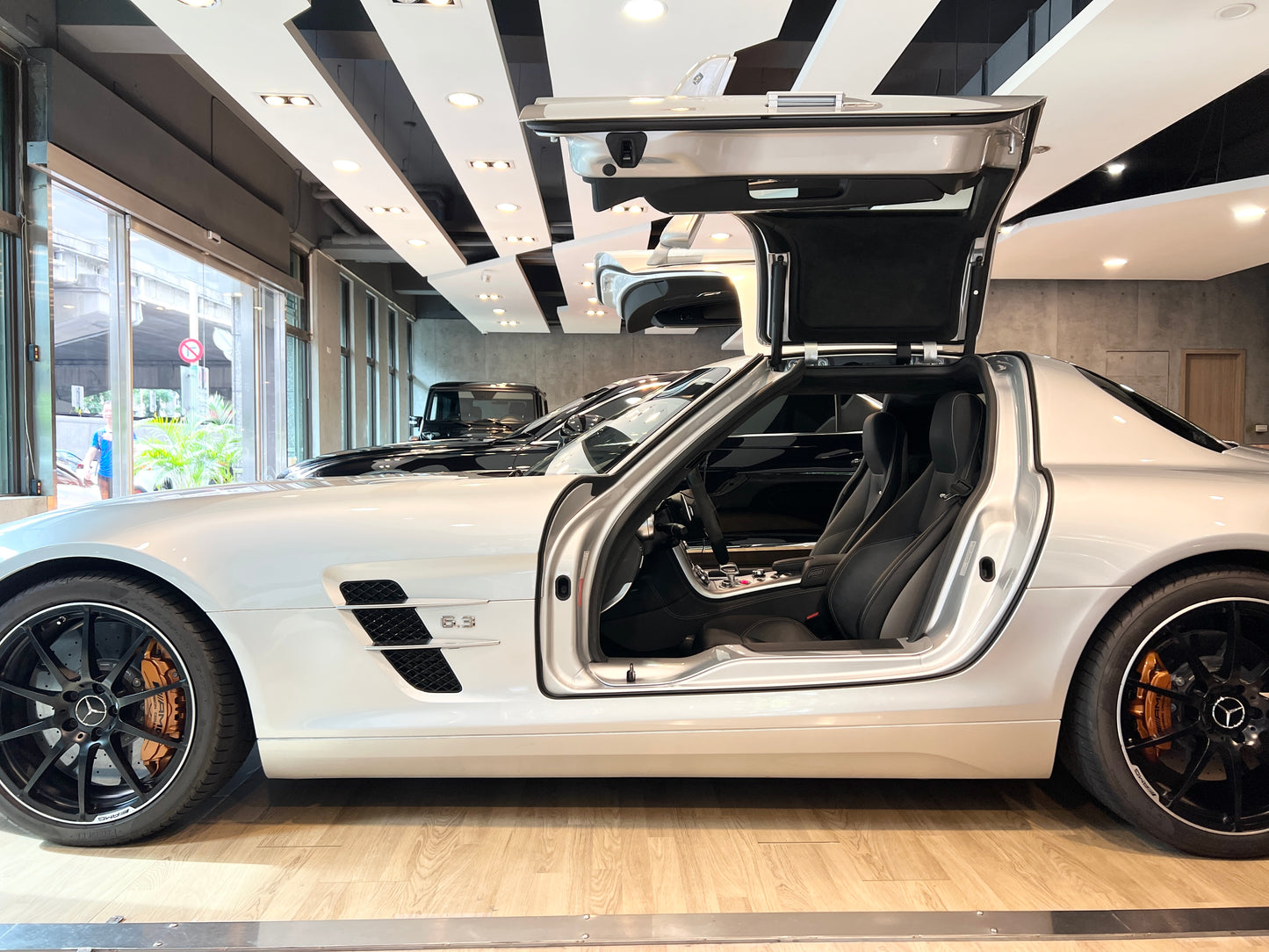 **2013 Mercedes-AMG SLS Coupe 總代理|台北超跑專賣|TopAuto 豐群汽車