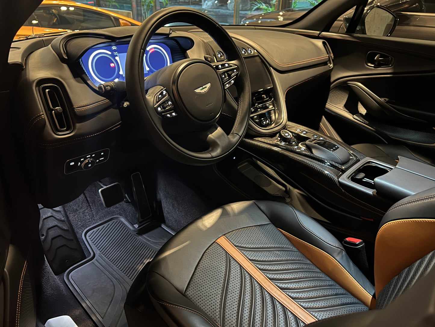 **2023 Aston Martin DBX707 總代理|台北超跑專賣|TopAuto 豐群汽車