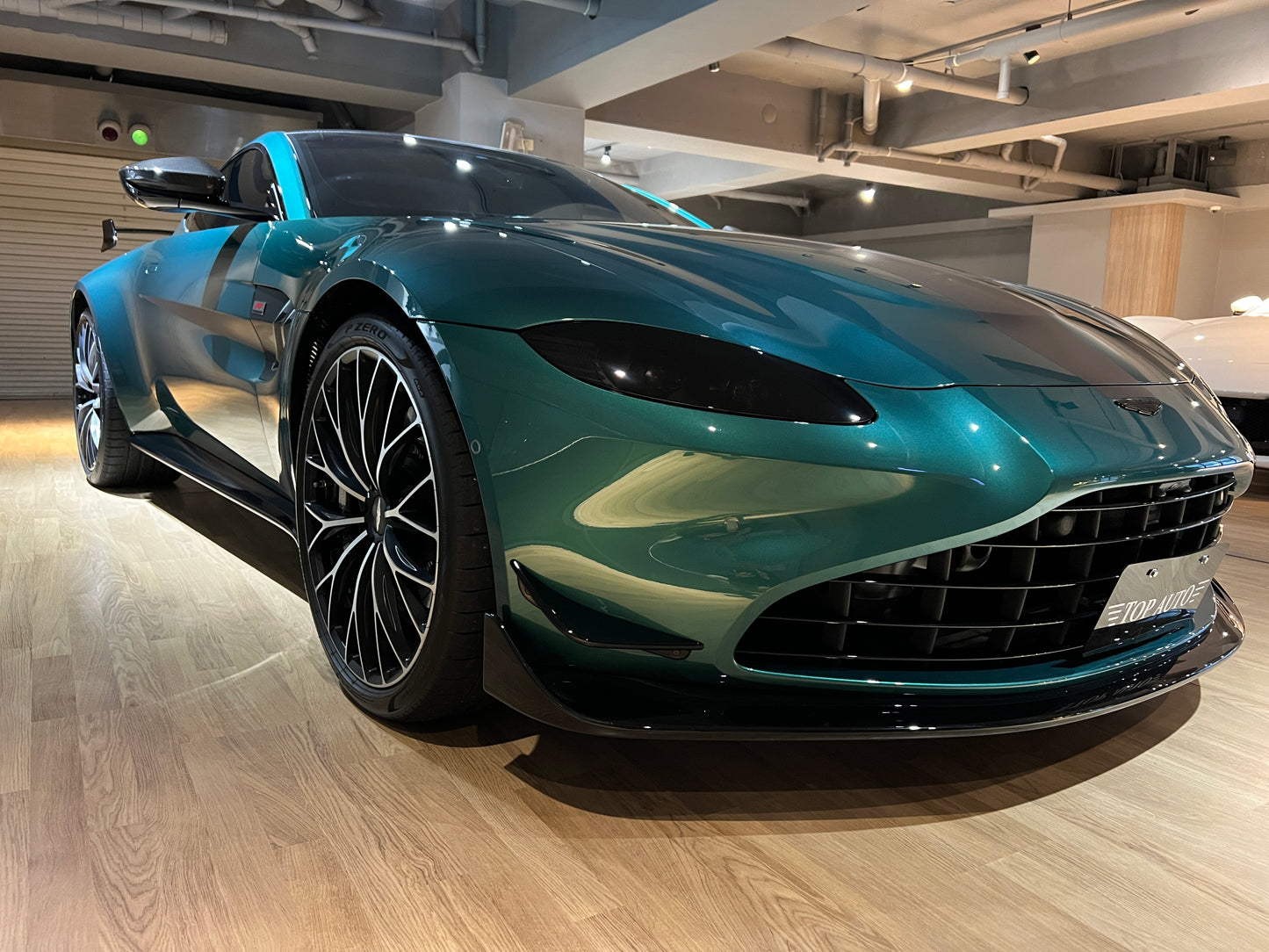 已售出-2022 Aston Martin Vantage F1 Edition 總代理