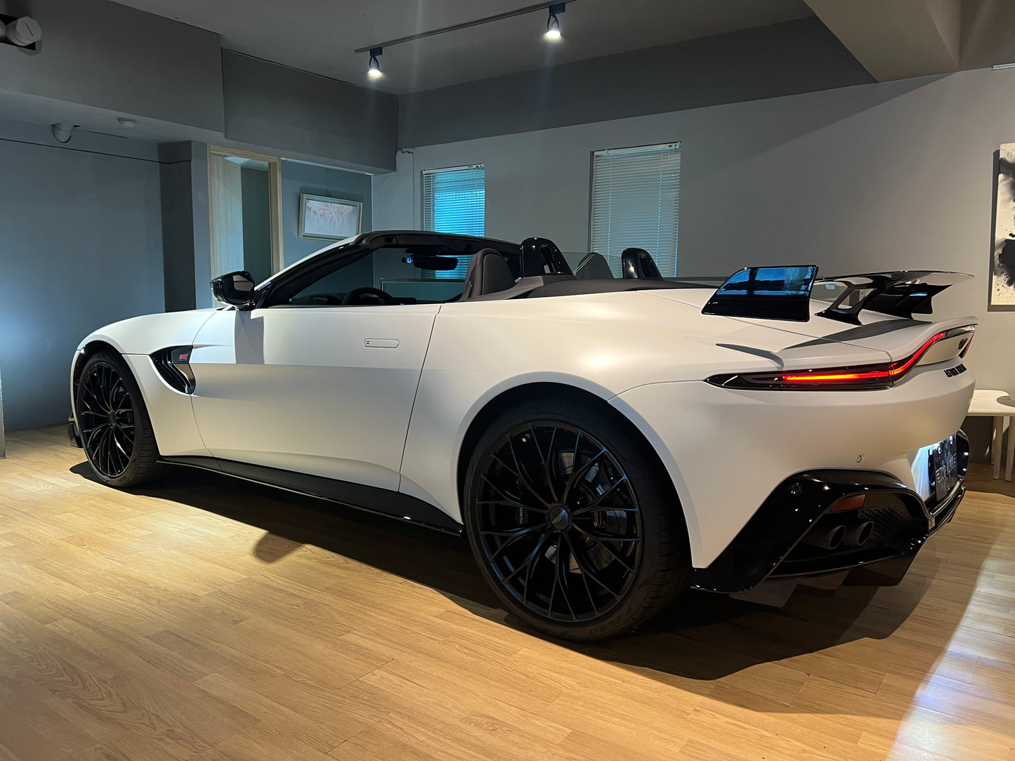 已售出-2022 Aston Martin Vantage Roadster F1 Edition 敞篷
