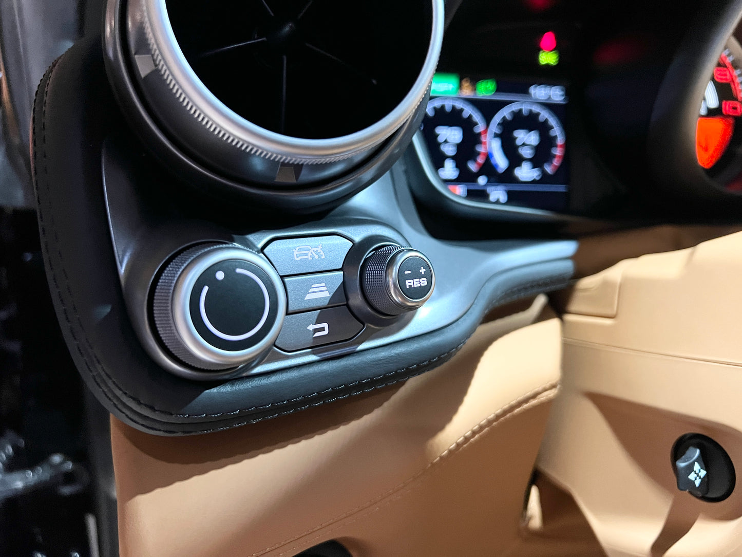 2019 Ferrari GTC4 Lusso T 總代理