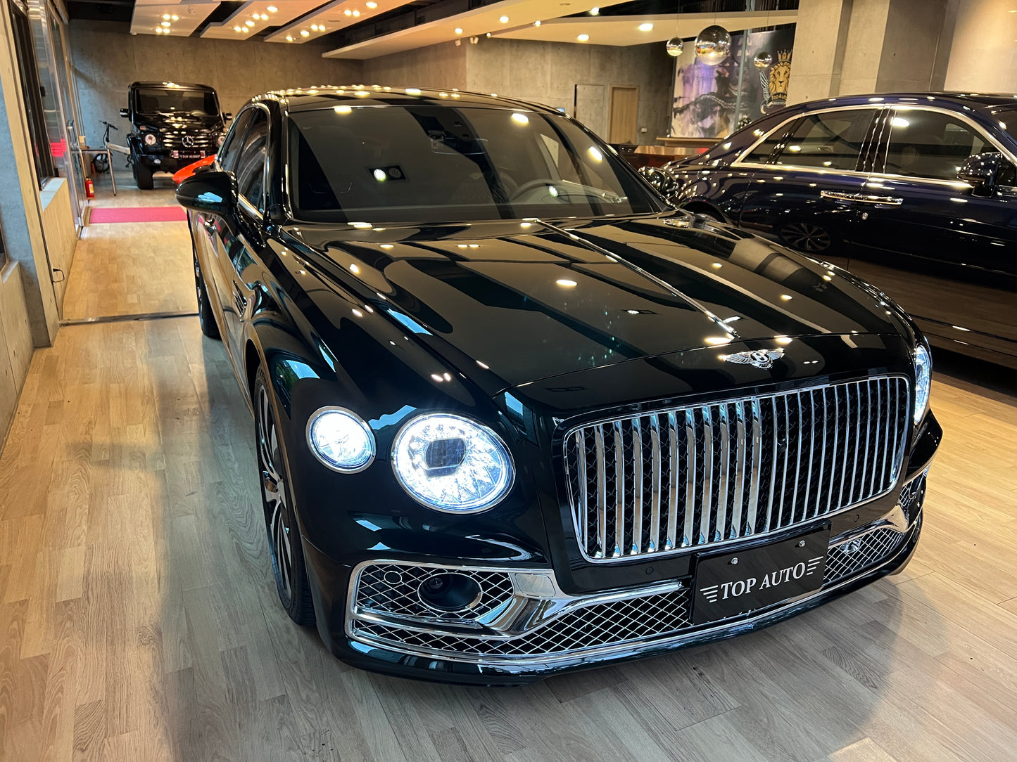 已售出-2024 Bentley FlyingSpur V8 總代理