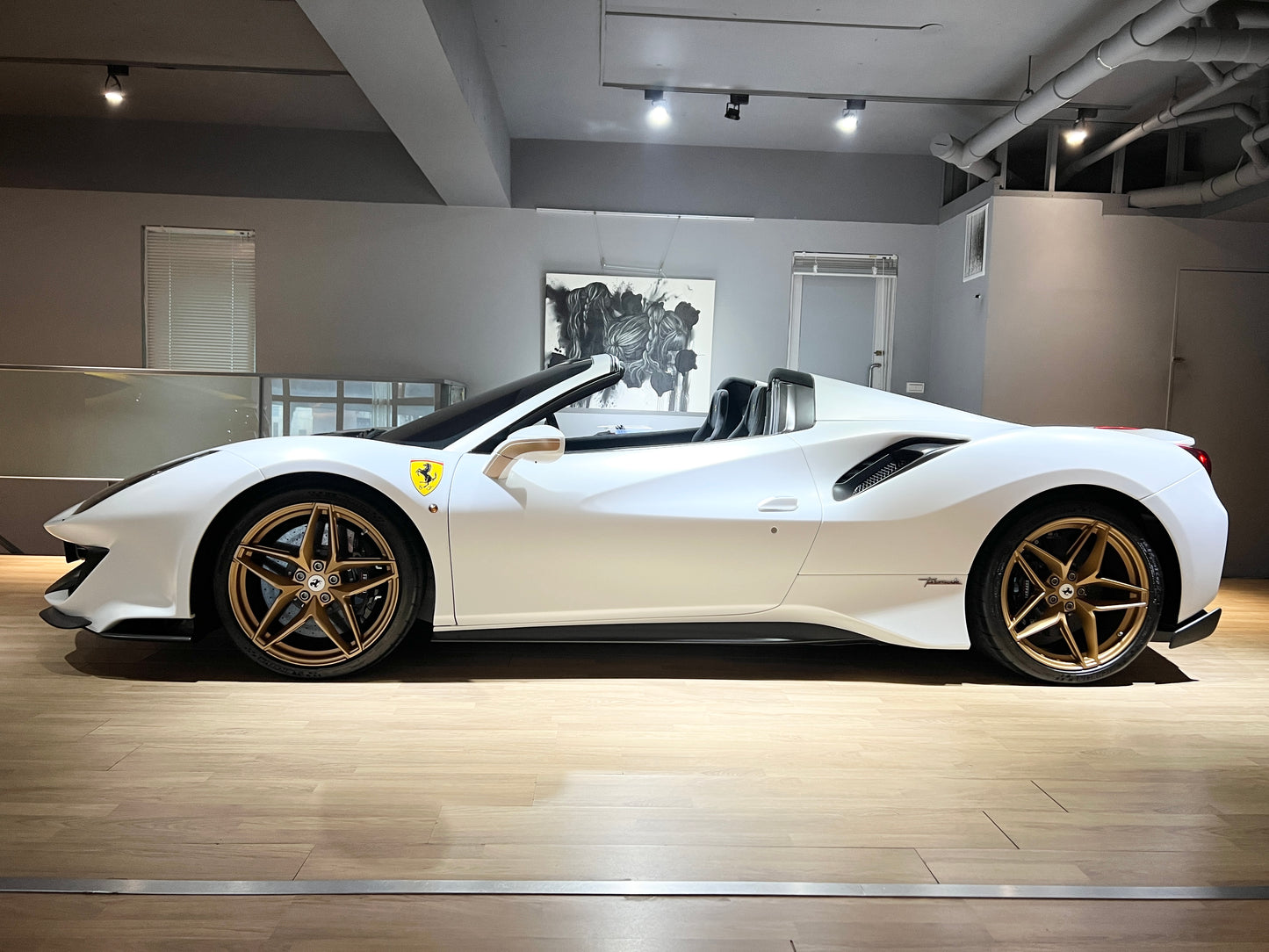 已售出-2020 Ferrari 488 Pista Spider Tailor Made 總代理